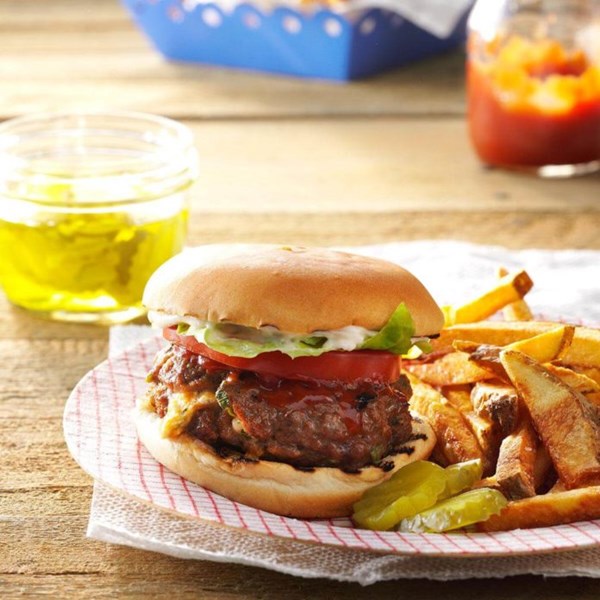 Herb & cheese stuffed burgers 