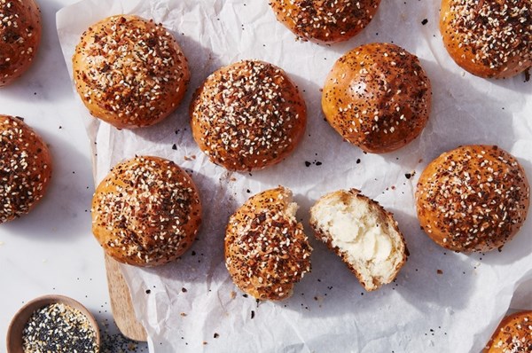 Herb & onion rolls