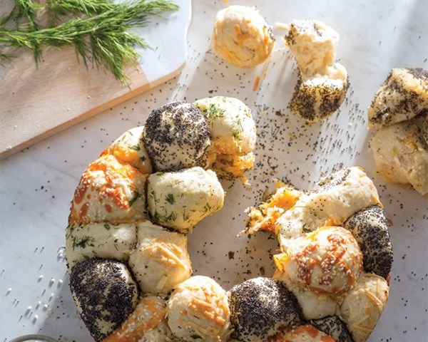 Herb and cheese monkey bread
