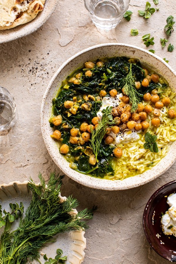 Herb and chickpea stew with rice