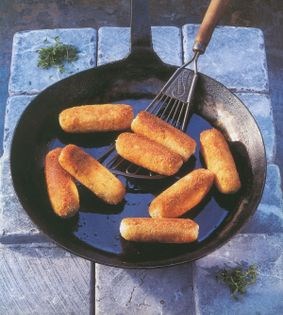 Herb-cheese sausages 