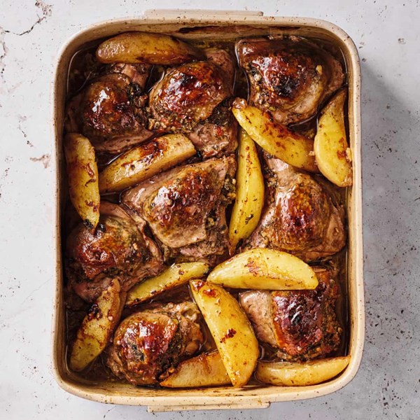Herb, garlic and chilli-stuffed chicken thighs