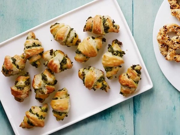 Herb rolls