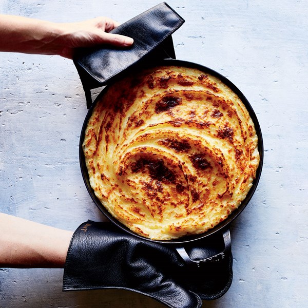 Herb-scented mashed potatoes