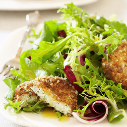 Herbed baked goat cheese salad