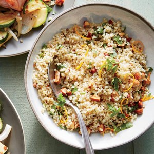 Herbed bulgur with almonds