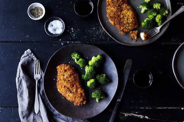 Herbed chicken cutlets with panko and Parmesan