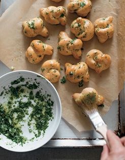 Herbed garlic knots