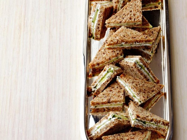 Herbed goat cheese sandwiches