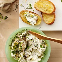 Herbed goat cheese spread