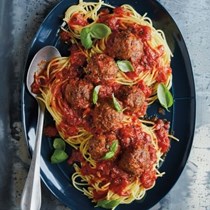 Herbed meatballs with tomato ragù