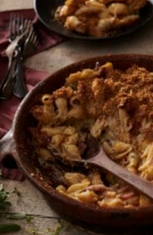 Herbed Muenster mac and cheese with bacon