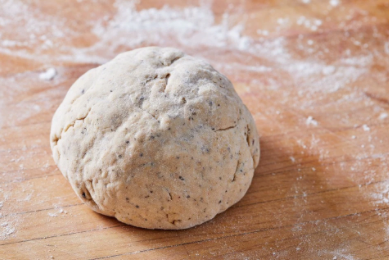 Herbed pizza dough