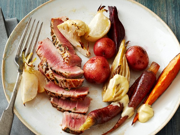 Herbed tuna steaks
