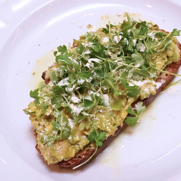 Herby avocado toast with a kick