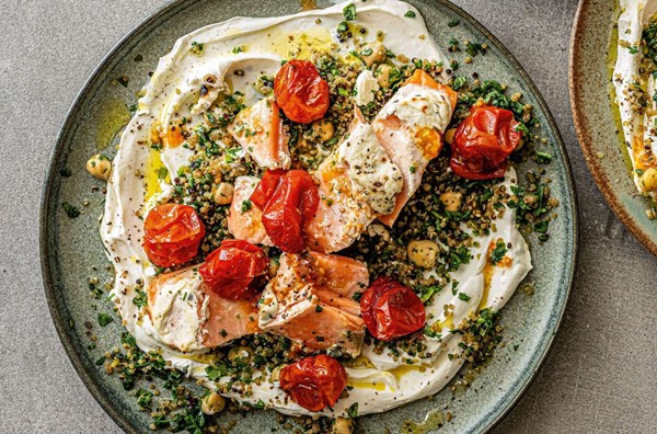 Herby labneh salmon & tomatoes with grains