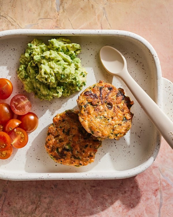 Herby salmon cakes