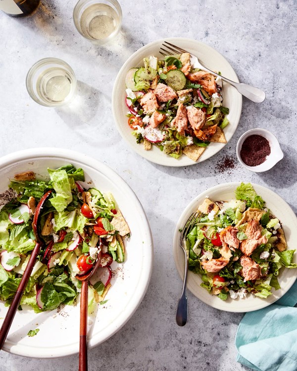 Herby smoked salmon fattoush