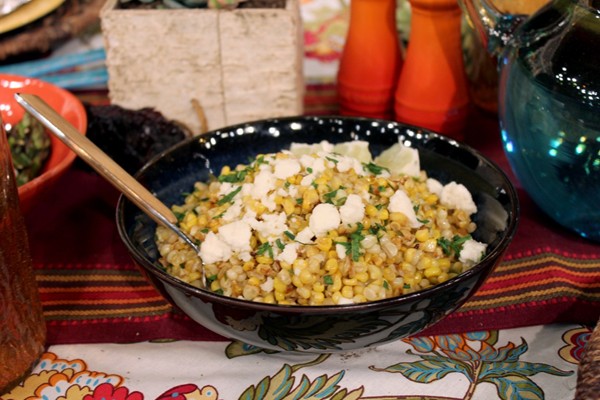 Herby, spicy fried corn (Esquites fritos)