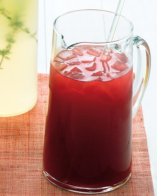 Hibiscus-honey iced tea