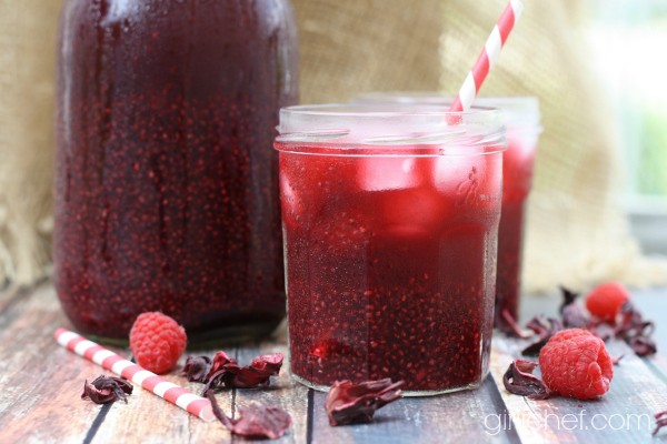 Hibiscus-raspberry black & green iced tea w/ chia seeds