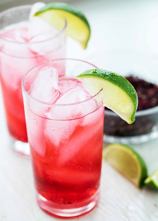 Hibiscus spritz