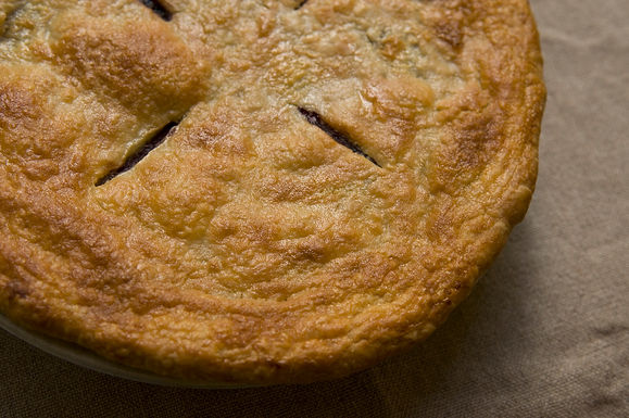 Himalayan blackberry pie