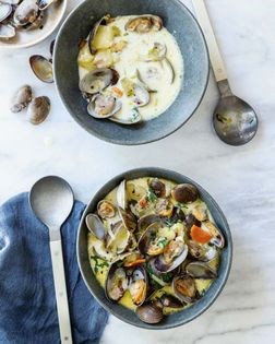 Hog Island clam chowder