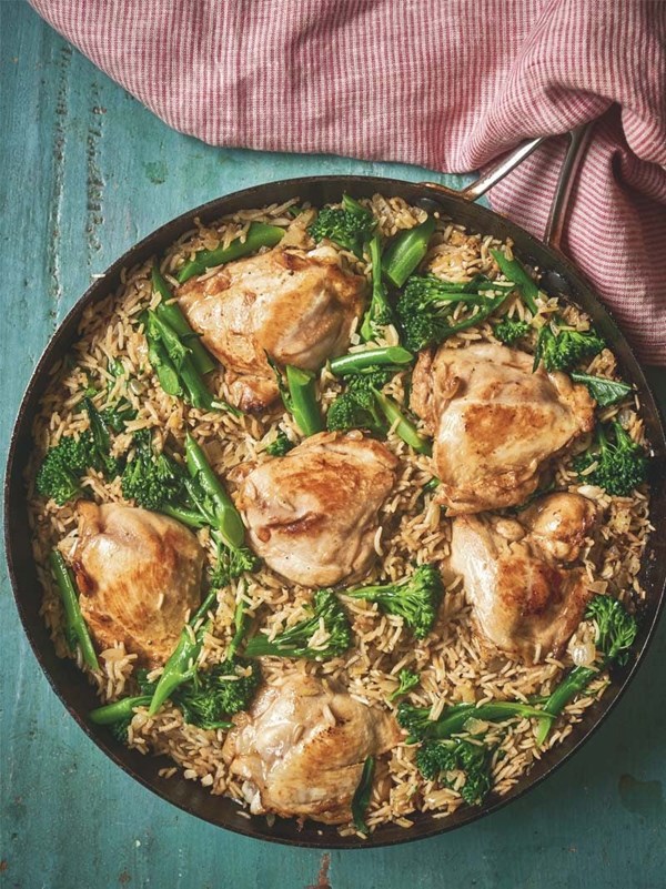 Hoisin chicken & rice with tenderstem broccoli