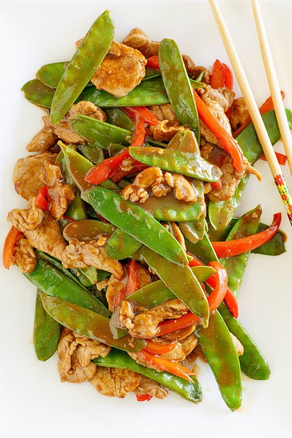 Hoisin pork & snow pea stir fry