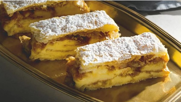Hokey pokey custard slice