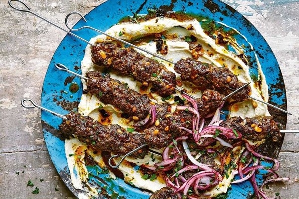 Hole-in-the-wall beef skewers