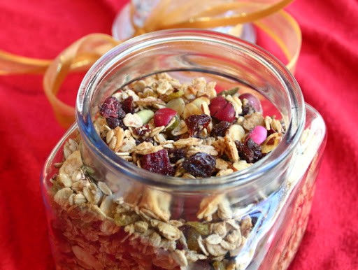 Holiday granola