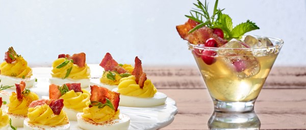 Holiday mistletoe mule with candied bacon