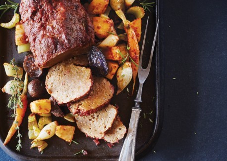 Holiday seitan roast