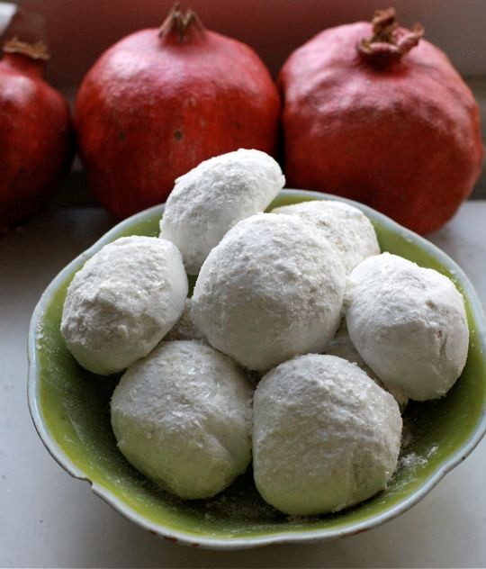Holiday snowballs