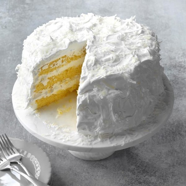 Holiday snowflake cake