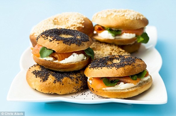 Home-made bagels with cream cheese & smoked salmon