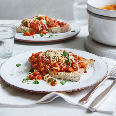 Home-made baked beans on toast