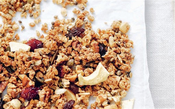 Home-made granola American style