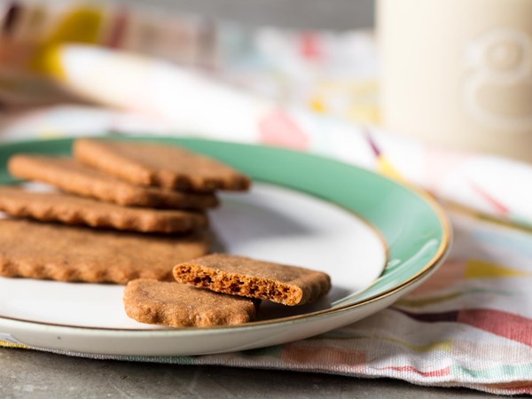 Homemade Biscoff - Belgian speculoos cookies