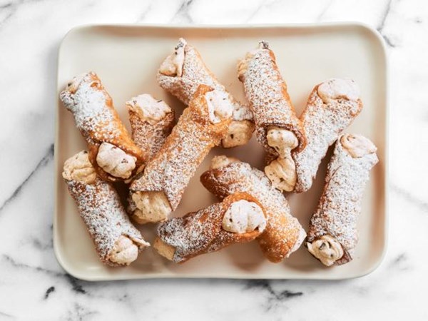 Homemade cannoli