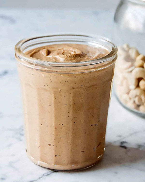 Homemade cashew butter