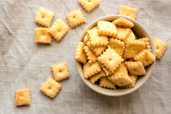 Homemade Cheez-its 