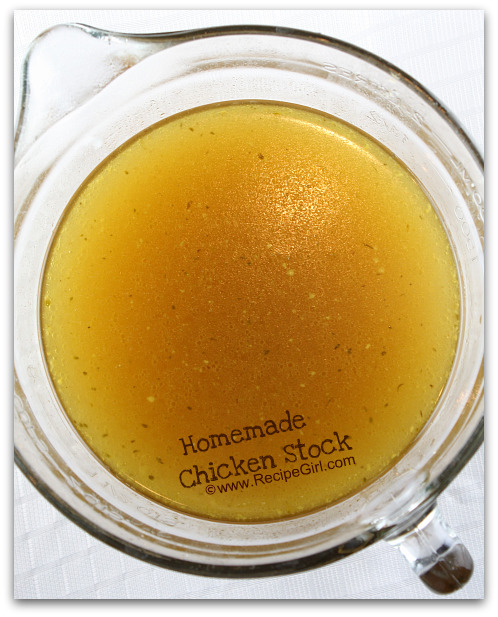 Homemade chicken stock