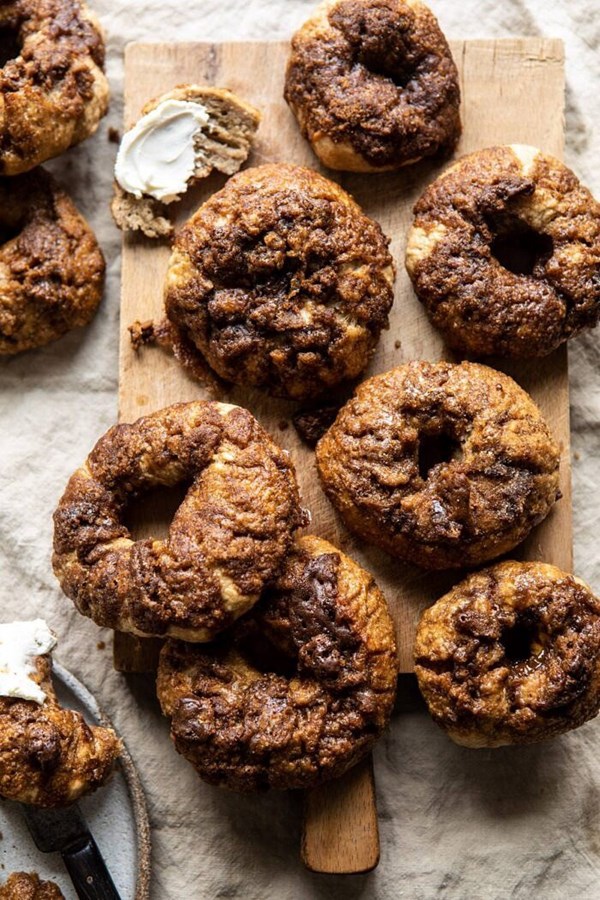 Homemade cinnamon crunch bagels