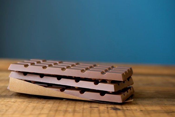 Homemade crackly candy bars