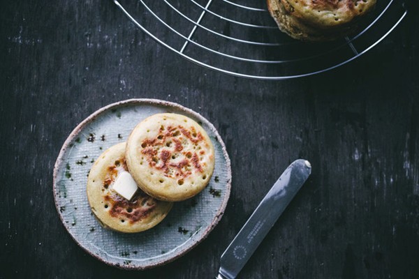 Homemade crumpets