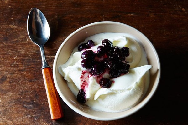 Homemade frozen yogurt