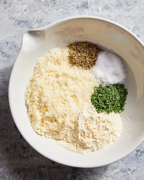 Homemade garlic bread seasoning